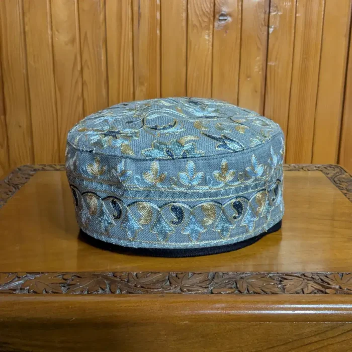 Chashma Shahi Toosha Cap | Aari Work Design