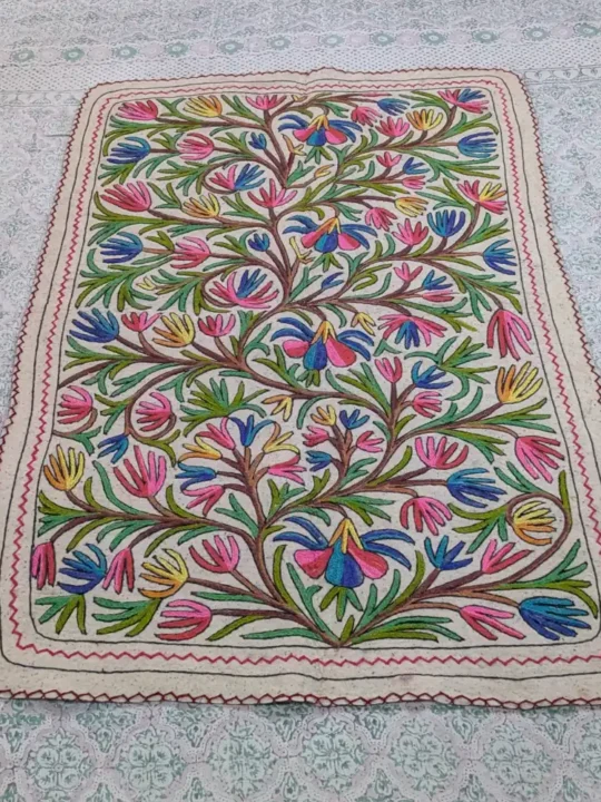 Luxurious 6x4 ft Cotton Wool Namda - Perfect for Spacious Home Decor