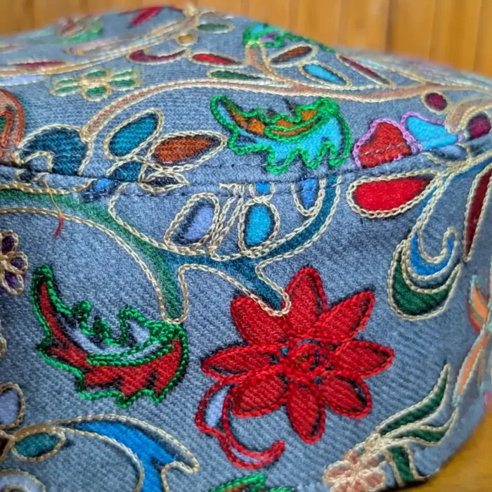 Nishat Bagh Toosha Cap with Kalamkari Work - Image 3