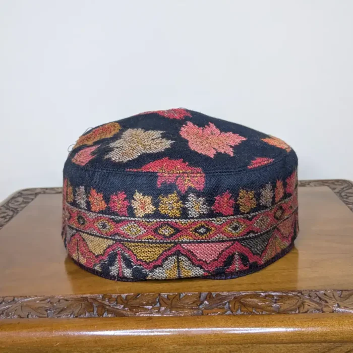 Gulshan Abad Beautiful Kani Cap