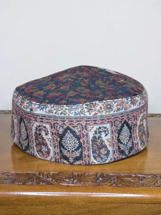 Naqsh-i-Bahar Beautiful Kani Cap