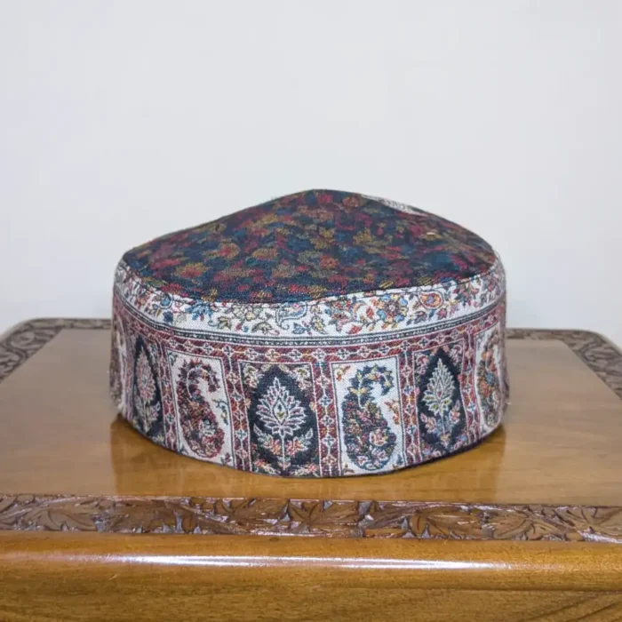 Naqsh-i-Bahar Beautiful Kani Cap