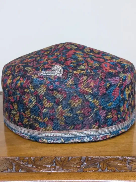 Gulshan Nagar Classic Kani Design Cap