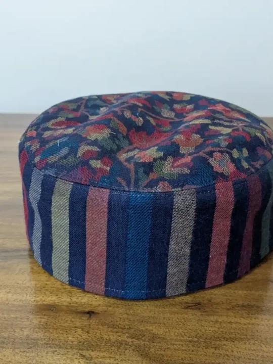 Hussaini Ramzan Premium Cap With Stripes in Kani from Kashmir | Sawm Collection