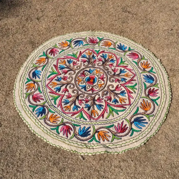 Kashmiri Round Cotton Wool Namda | Elegant Hand Aari Embroidery (4 ft)