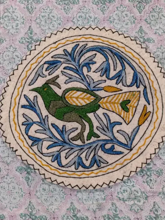 Elegant Round Namda with Traditional Pure Woolen Hand Aari Embroidery