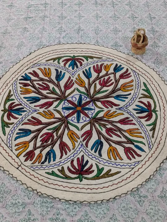 Handwoven 4 ft Round Cotton Wool Namda - A Luxurious Kashmiri Aari Embroidered Rug
