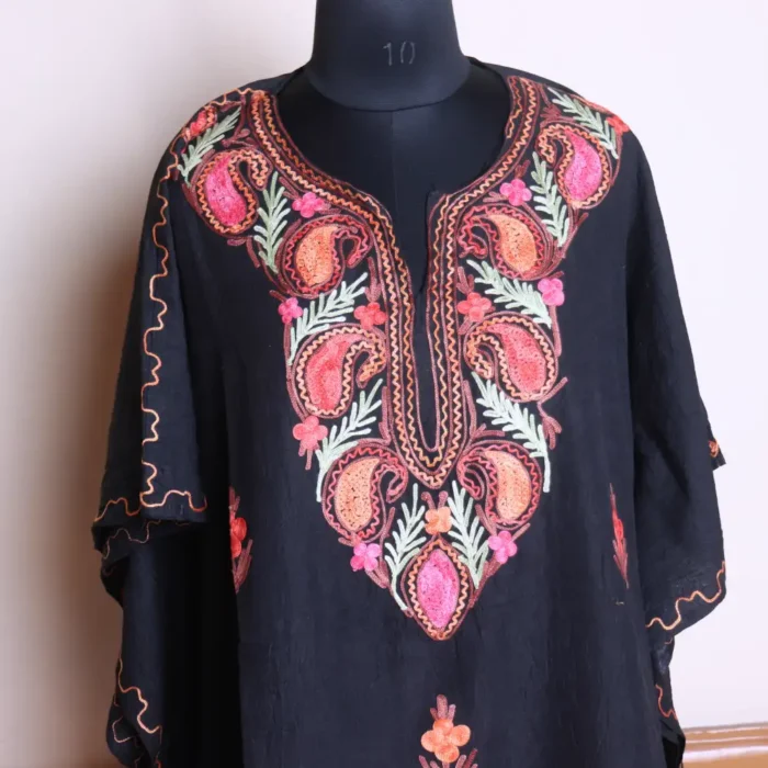 Elegent Short Kashmiri Black Cotton Kaftan Top For Women with Aari Embroidered Flowers - Jheel Dal - Image 2