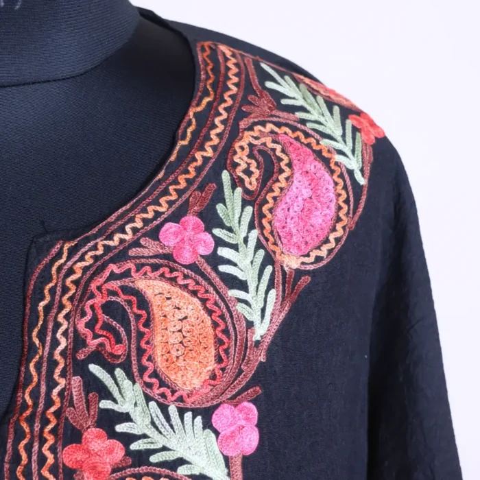 Elegent Short Kashmiri Black Cotton Kaftan Top For Women with Aari Embroidered Flowers - Jheel Dal - Image 3