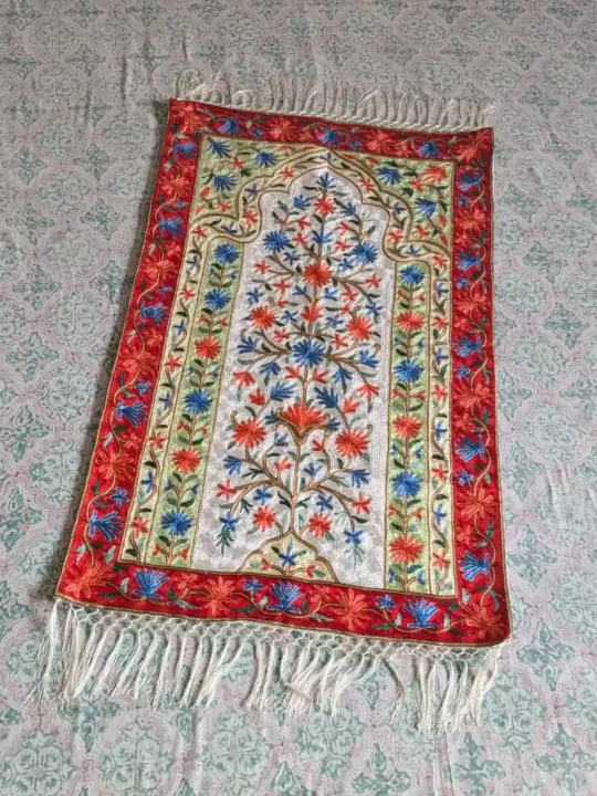 Artistic Kashmiri Prayer Mat in Cotton with Chain Stitch Work (3.5x2 ft)