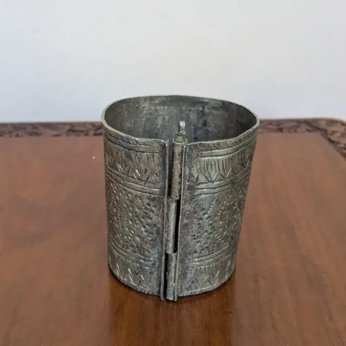 Beautiful Traditional Handmade Kashmiri Cuff | Bangle | Kadha- Vintage Appeal - Image 2
