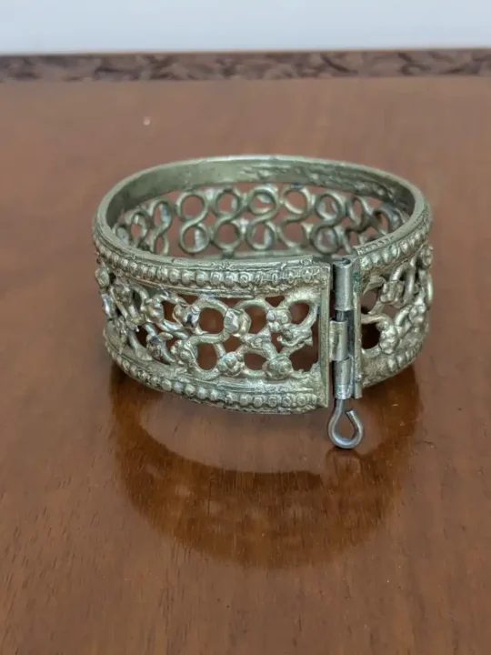 Vintage Kashmiri Handmade Bracelet | Cuff | Bangle– Classic Elegance