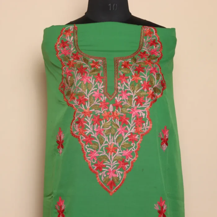 2pc Elegant Green Color Aari Embroidered Crepe Suit | Dal Jheel Collection - Image 2