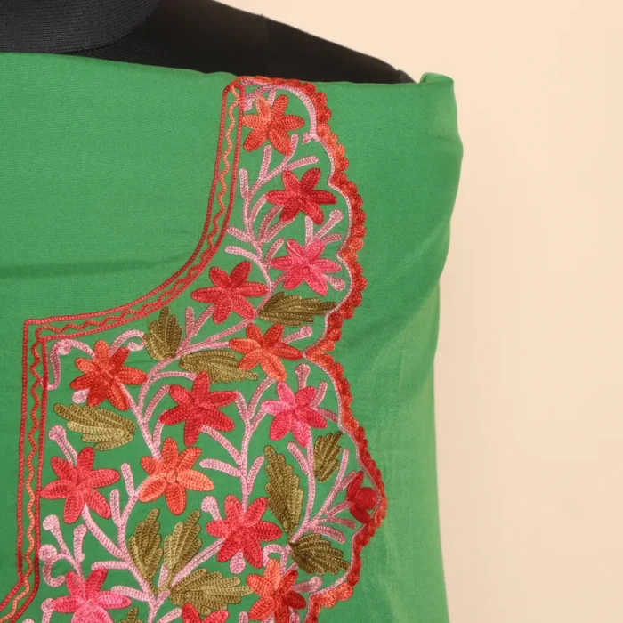 2pc Elegant Green Color Aari Embroidered Crepe Suit | Dal Jheel Collection - Image 3