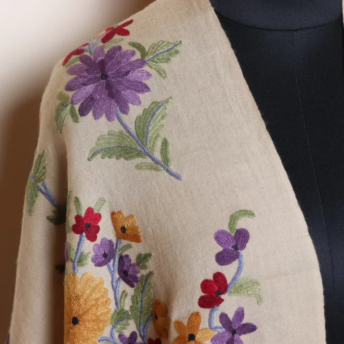 Beautiful Kashmiri Stole in Pure Wool With Hand Aari Embroidery - Image 3