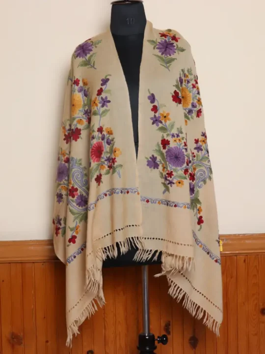 Beautiful Kashmiri Stole in Pure Wool With Hand Aari Embroidery