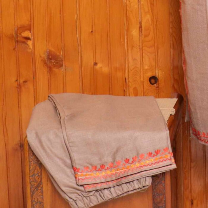 Beige Ruby Cotton Co-ord Set with Classic Kashmiri Aari Work | Pahalgam Collection - Image 4