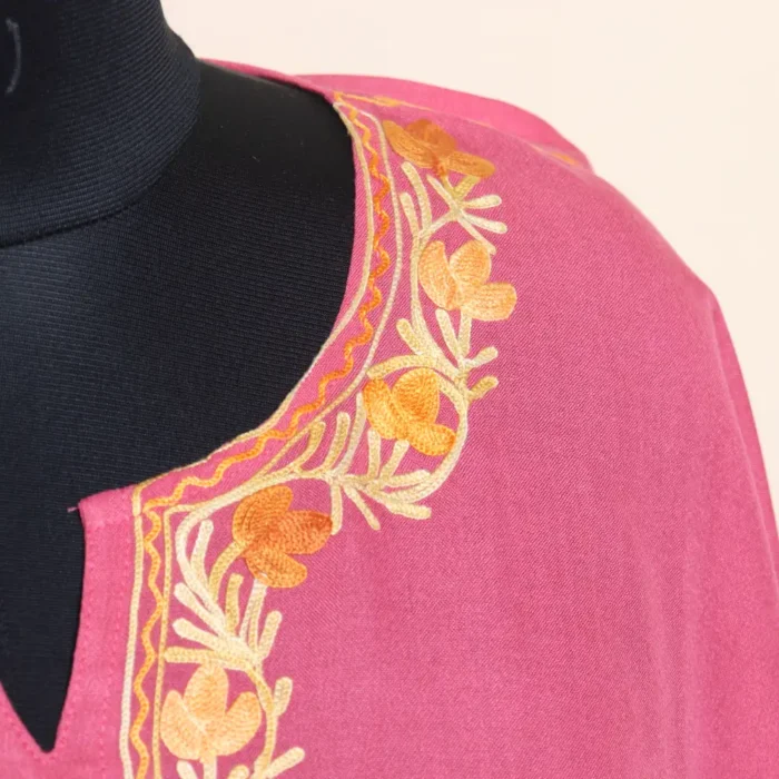 Kashmiri Side Panel Pink Summer Cool Kaftan Set with Aari Work - Nowhatta Collection - Image 4