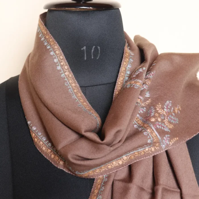 Kashmiri Beige Hand Sozni Embroidered Muffler in 64 Count Fabric - Image 2
