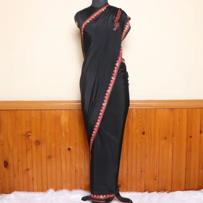 Sozni Saree Black Chinari Hand Paper Machie Work from Kashmir - Image 7