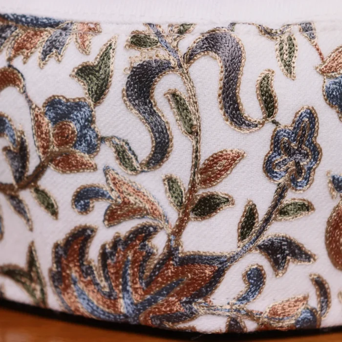 Nauroz Bagh White Elegant Toosha Cap with Kashmiri Aari Work - Image 2