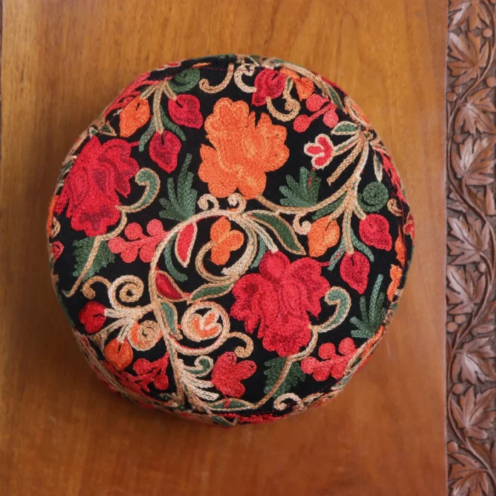Black Peerzain Traditional Kashmiri Toosha Cap with Red Aari Embroidery - Image 3