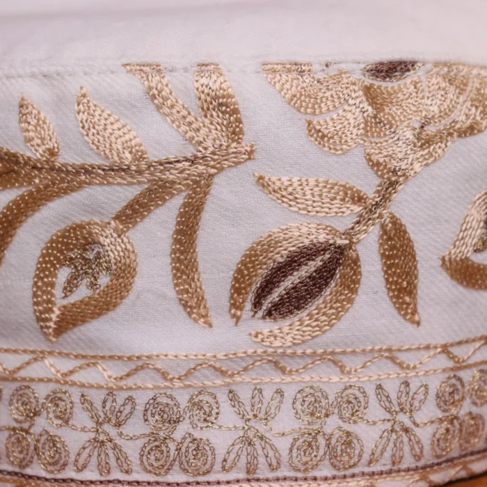 White Toosha Cap with Elegent Aari Work - Image 2