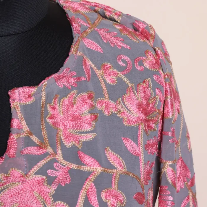 Grey Color Chinar Front Back Aari Work Kashmiri Short Kurti - Lal Bazaar Collection - Image 3