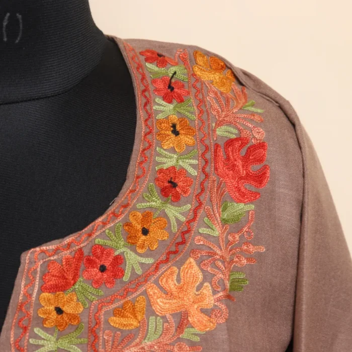 Beige Ruby Cotton Co-ord Set with Classic Kashmiri Aari Work | Pahalgam Collection - Image 3