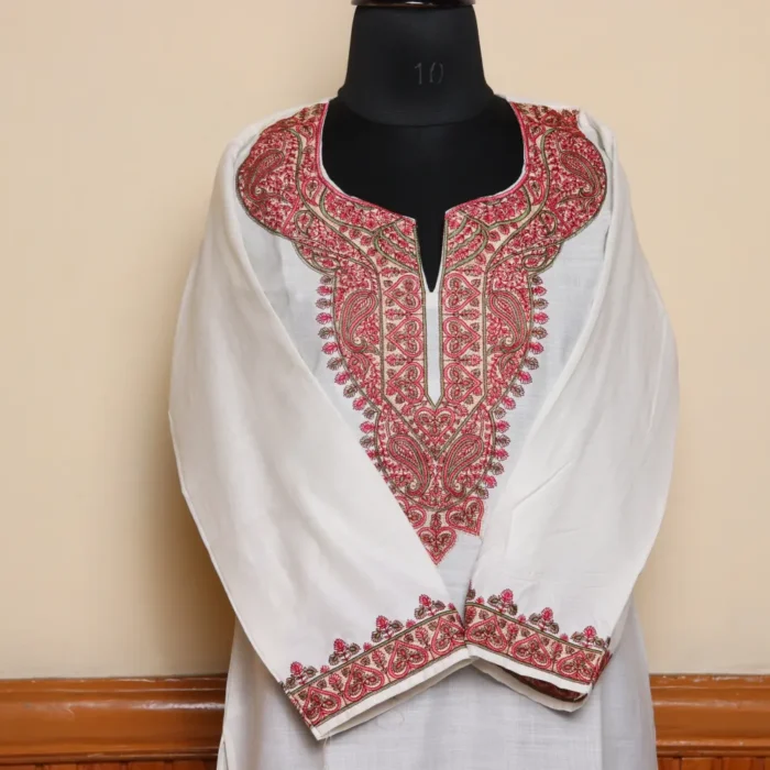 White Kashmiri Kurti Set With Sozni Embroidery | Lal Bazaar Collection - Image 2