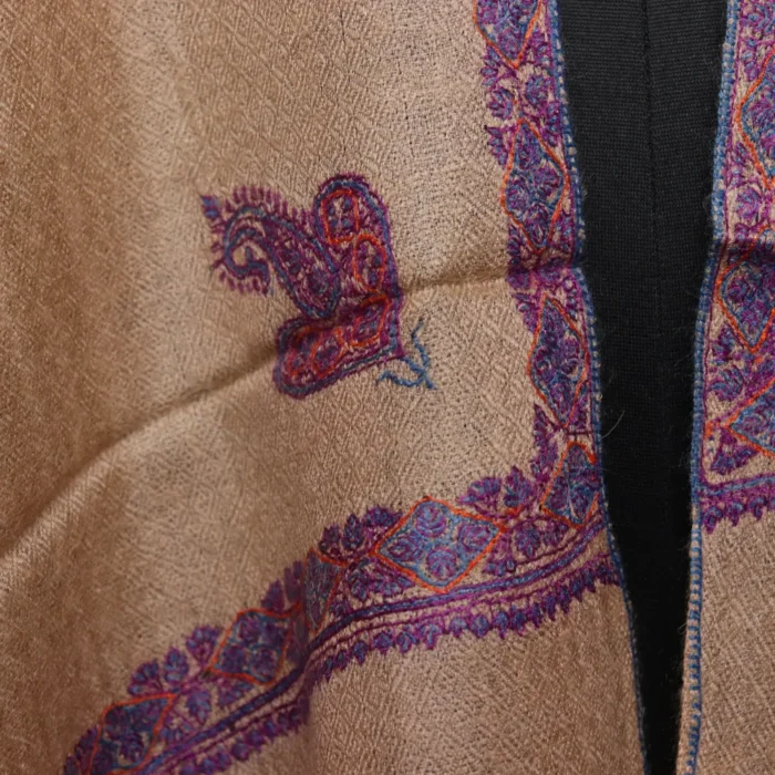 Beige Pure Pashmina Stole with Sozni Border & Motif – Hand-spun & Handwoven | Kashmiri Embroidered Luxury Wrap - Image 3