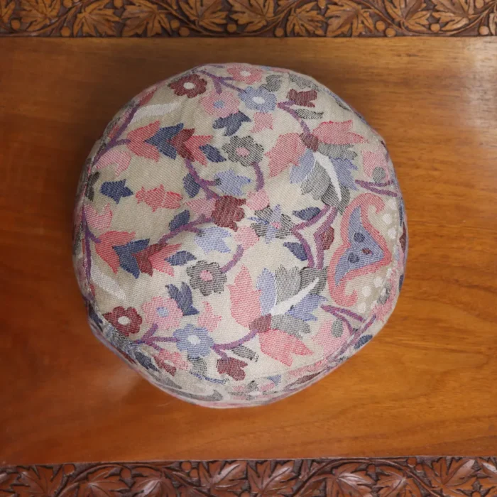 Beige Saaya-e-Chinar Kashmiri Kani Cap - Image 3