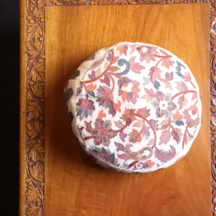 White Color Gul-i-Raana Kashmiri Kani Cap in Bloom Pattern - Image 3