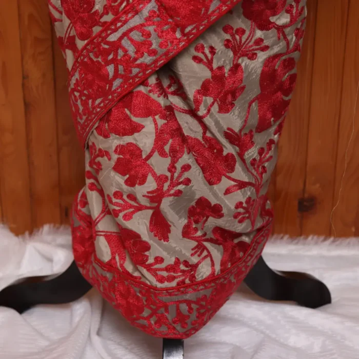 Kashmiri Beige Crepe Saree with Red Chinar Jaal Saree Aari Embroidery | Lal Bazaar Collection - Image 4