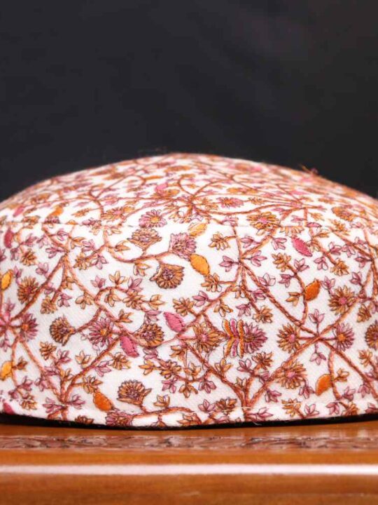 Tehzeeb Bagh White Toosha Cap with All-Over Deep Sozni Embroidery