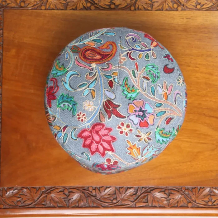 Miraj Kashmiri Grey Toosha Cap with Traditional Kalamkari Work - Image 3