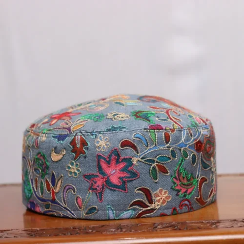 Nazaakat Grey Kashmiri Toosha Cap with Delicate Kalamkari Detail