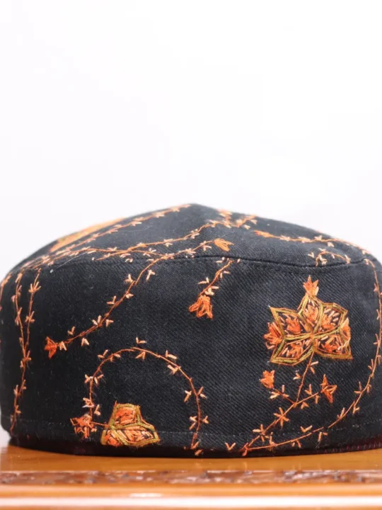 Hand Sozni Meher Dar Black Toosha Cap