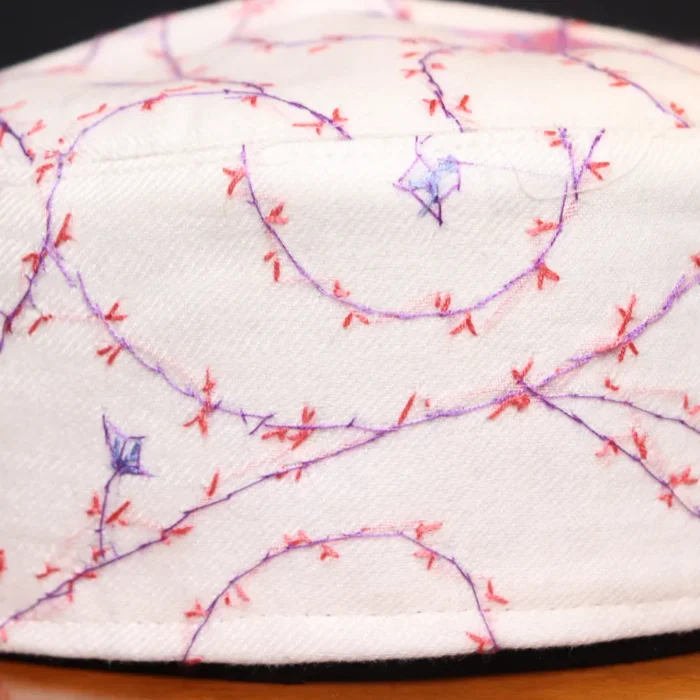 Khaas Manzil White Toosha Cap with Hand Sozni Embroidery - Image 2