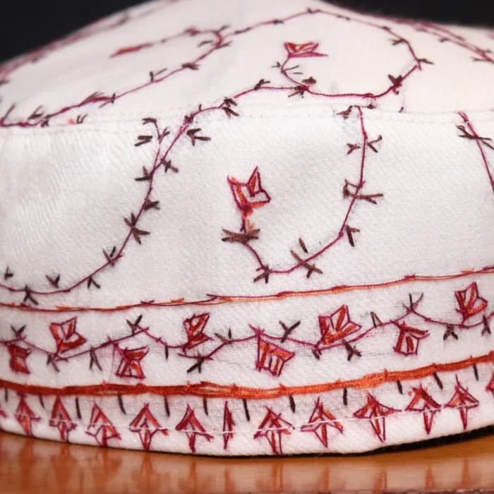White Asar Mahal Toosha Cap with Hand Sozni Embroidery - Image 2