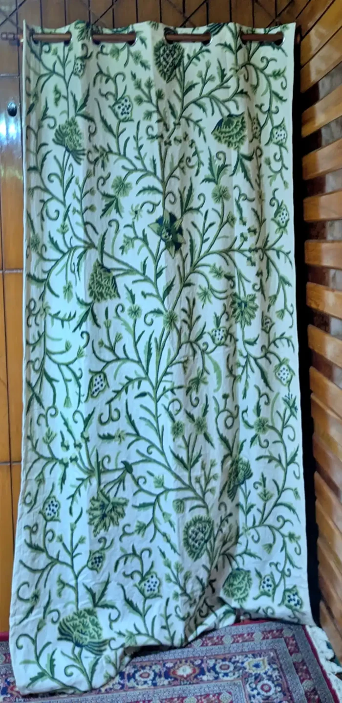Kashmiri Premium Cotton Curtain with Hand Crewel Chinar Embroidery - Image 2