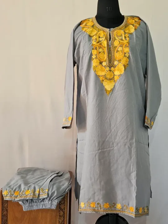 Kashmiri Dark Grey Kurta Set with Aari Embroidery - Falaq