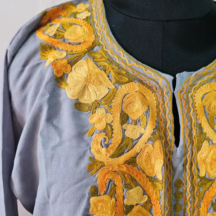 Kashmiri Dark Grey Kurta Set with Aari Embroidery - Falaq - Image 3