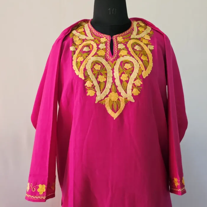 Magenta Kashmiri Kurta Set with Aari Embroidery - Falaq - Image 2