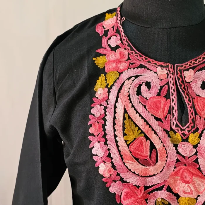 Black Kashmiri Kurta Set with Aari Embroidery - Falaq - Image 3