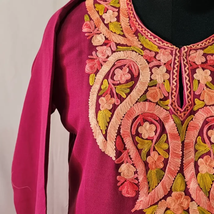 Maroon Kashmiri Kurta Set with Aari Embroidery - Falaq - Image 3