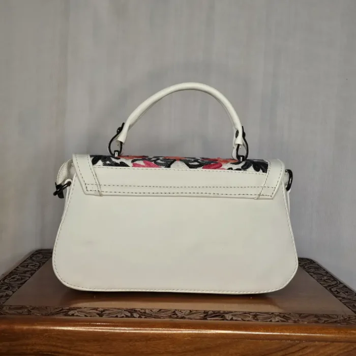 Small Kashmiri White Handbag | Sling with Top Handle - Aari Work - Pahalgam Collection - Image 4