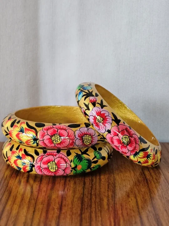 3-Piece Kashmiri Paper Machie Bangle Set – Classic Floral Design