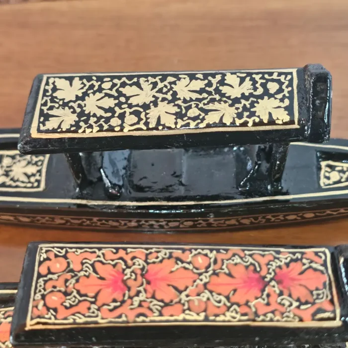 Kashmiri Paper Machie Pair of Shikara in Paper Machie Art - Image 4