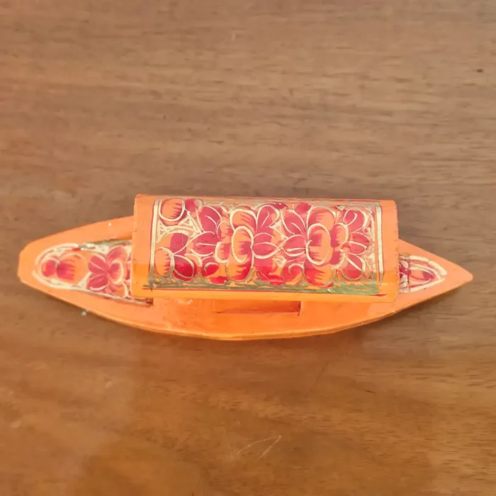 Miniature Kashmiri Paper Machie Shikara – Garden Bloom Design - Image 3